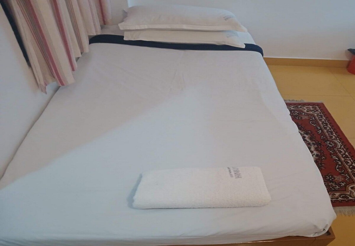 Mehaa Paradise Family Guest House - Single Room