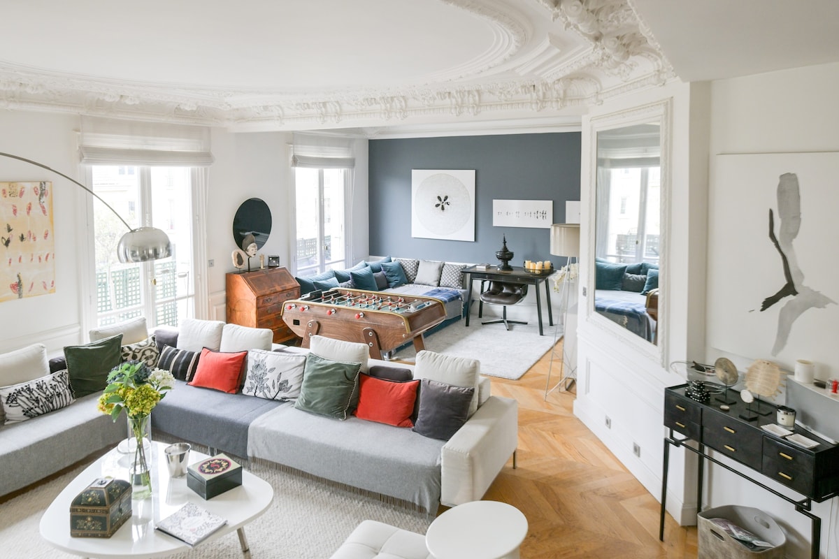Park Monceau Vista: A Luxurious Parisian Duplex