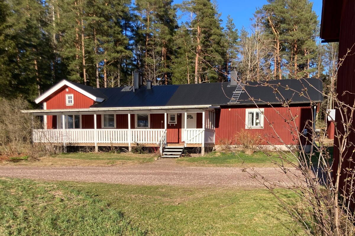 Hus i Väse nära Karlstad