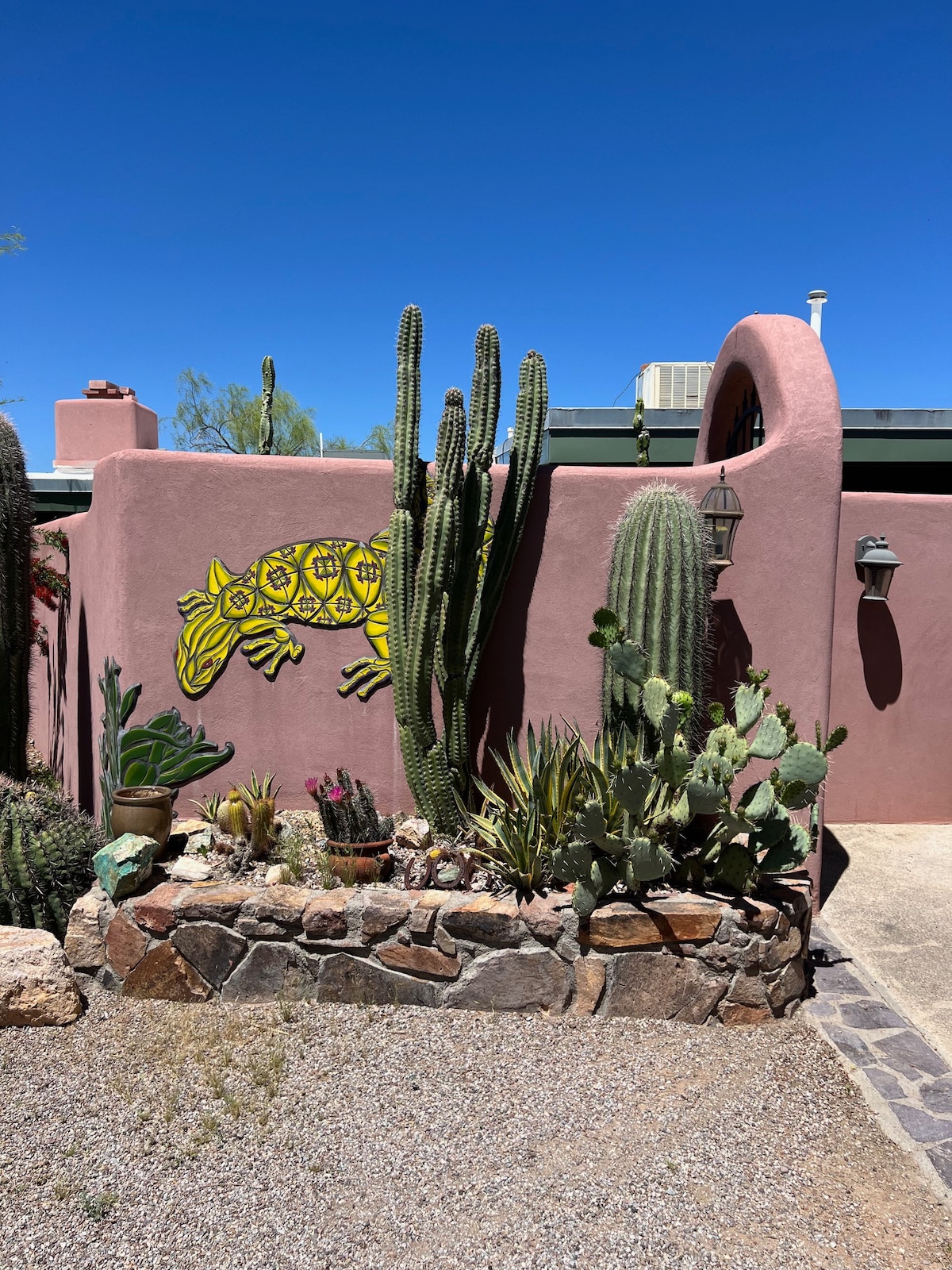 Jojoba House - Desert Rose Ranch