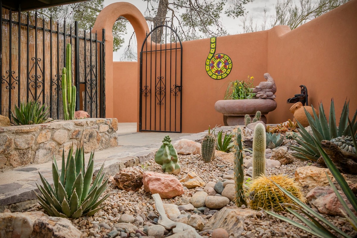 Jojoba House - Desert Rose Ranch