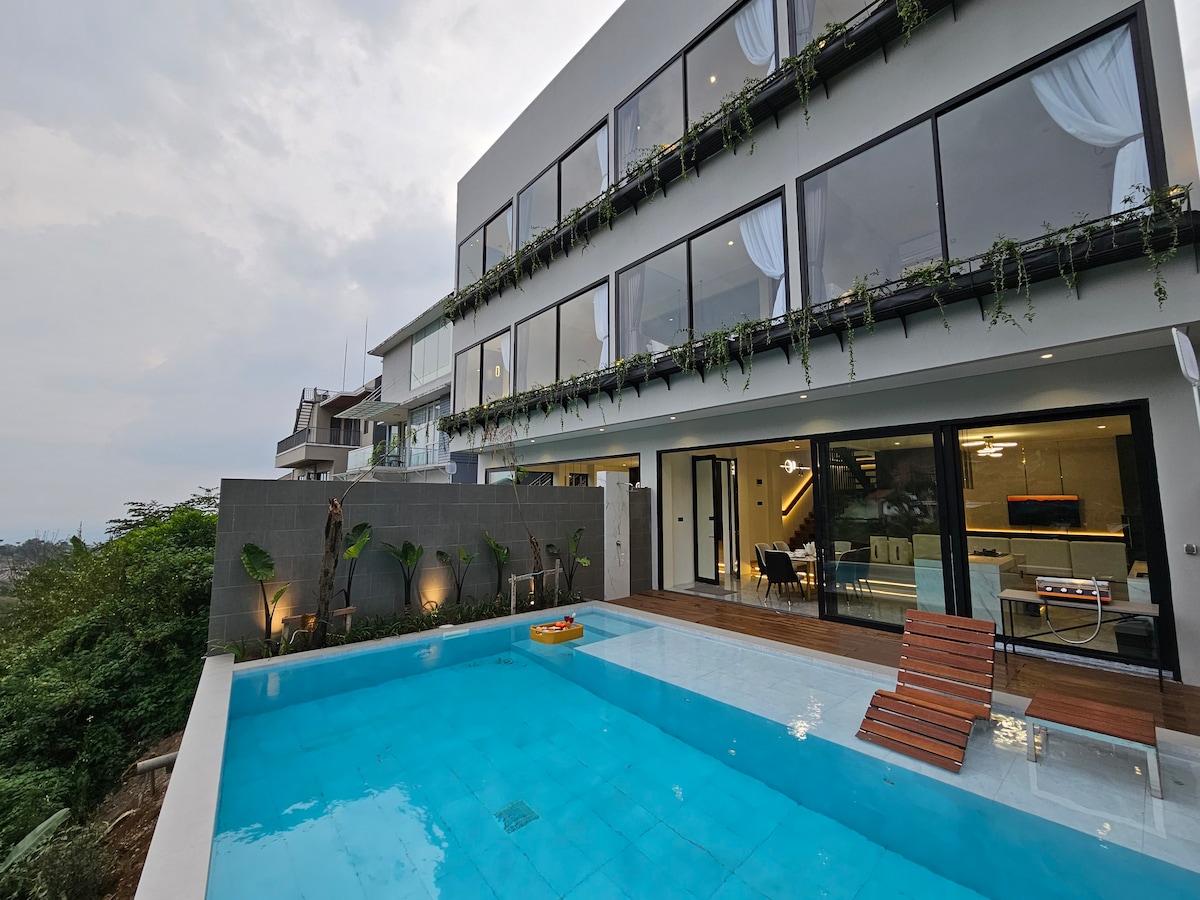 Luxury Villa Bandung Dago W Infinity Warm Pool