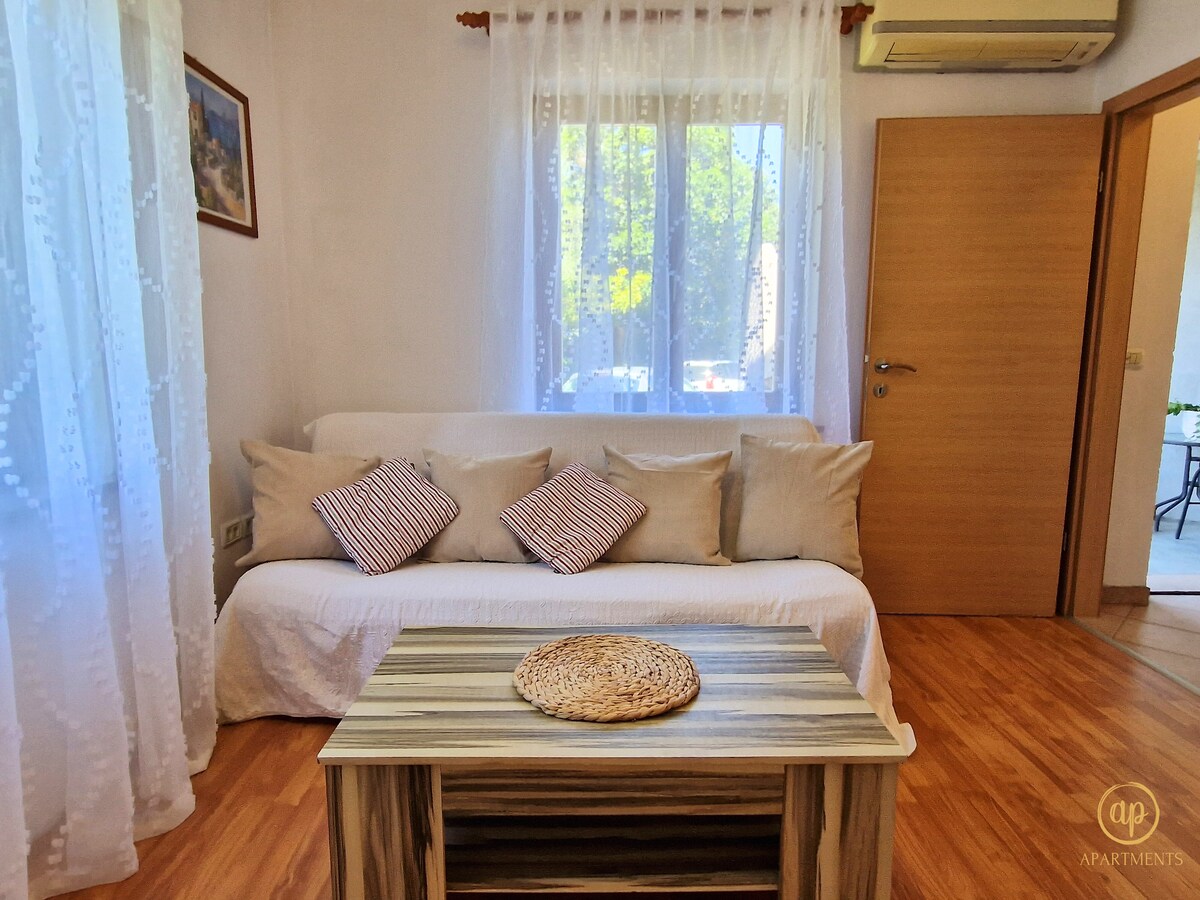 Apartment Saria Strunjan