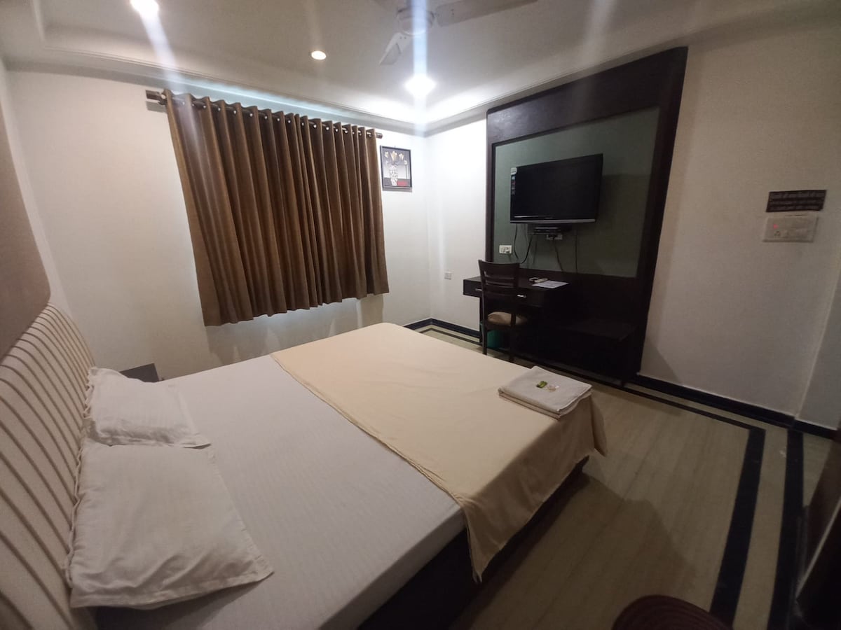 Hotel Sagar Superior Room