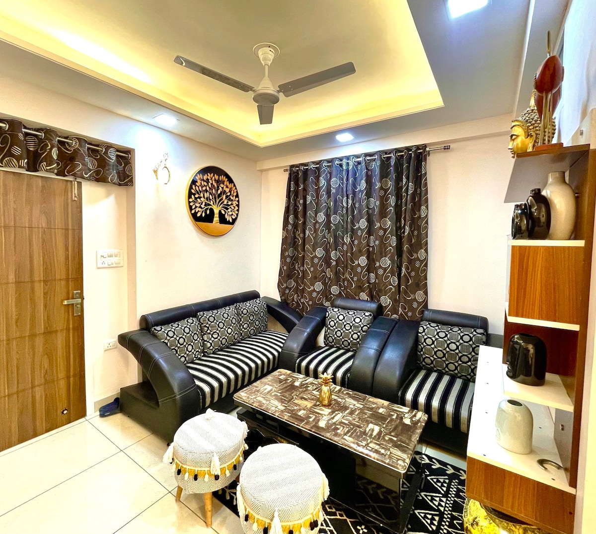 Luxury Retreat near Airport & Jawahar Circle