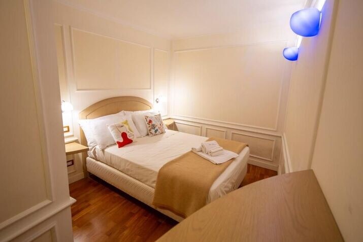 Double Bedroom in Hilltop Villa