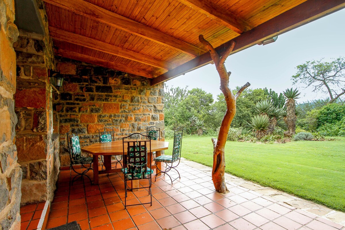 Acacia Cottage at Spionkop Lodge