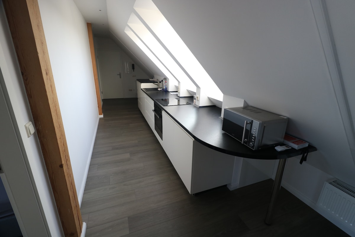 60m² | voll
Ausgestattet | 2 Zimmer | Modern |