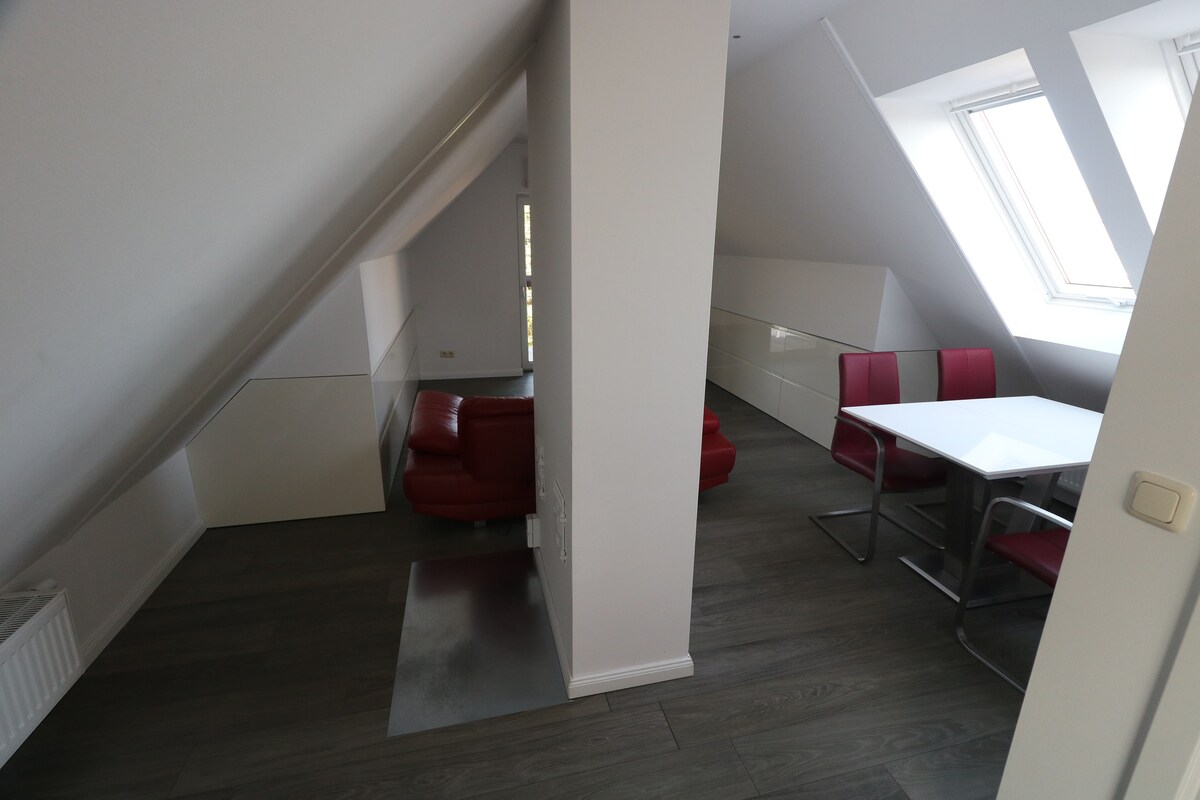 60m² | voll
Ausgestattet | 2 Zimmer | Modern |