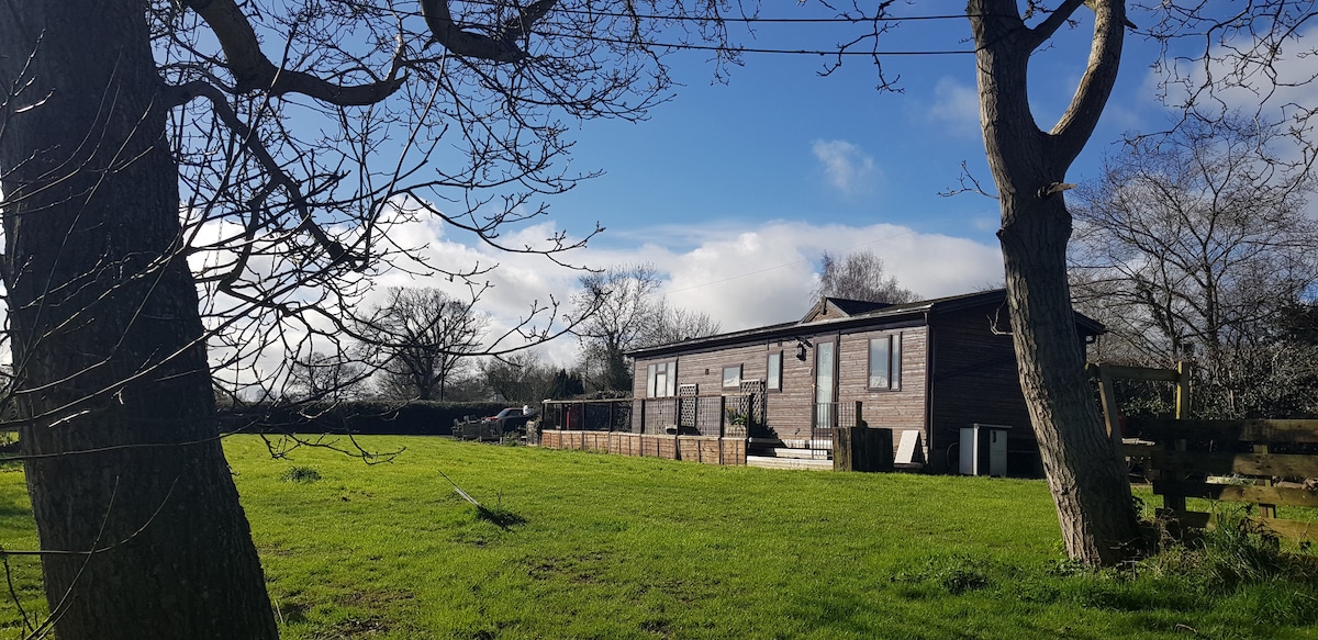 Shropshire Farm House Cabin