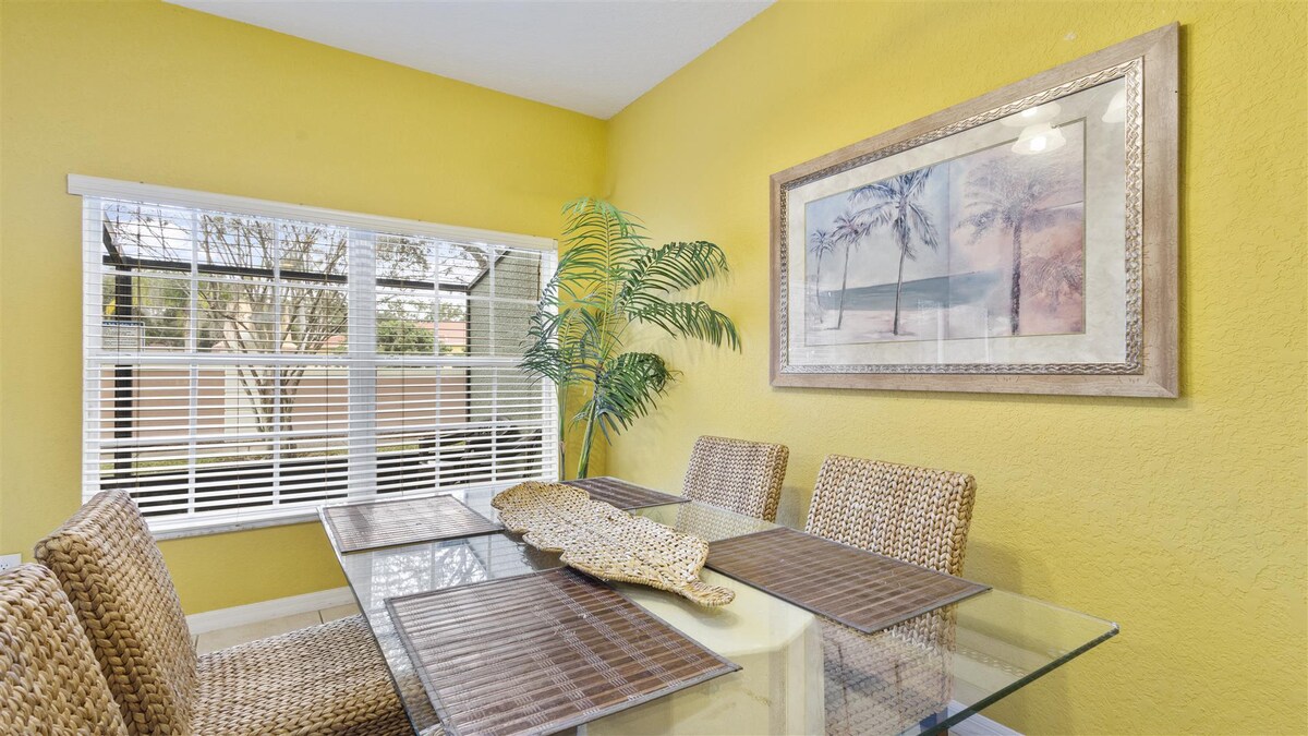 Coral Cay Dream Stay | Modern 4BR Family Townhouse