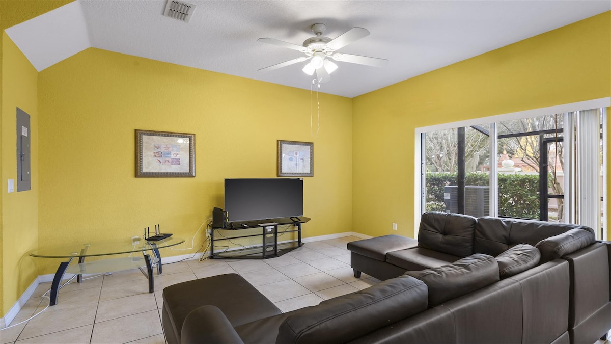 Coral Cay Dream Stay | Modern 4BR Family Townhouse