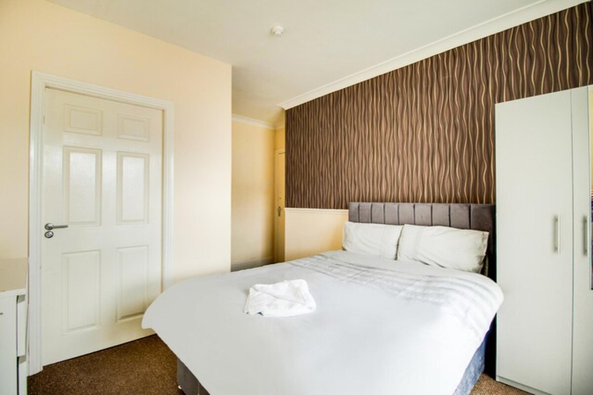 Eastbourne Lodge Standard Quad Room - Shared