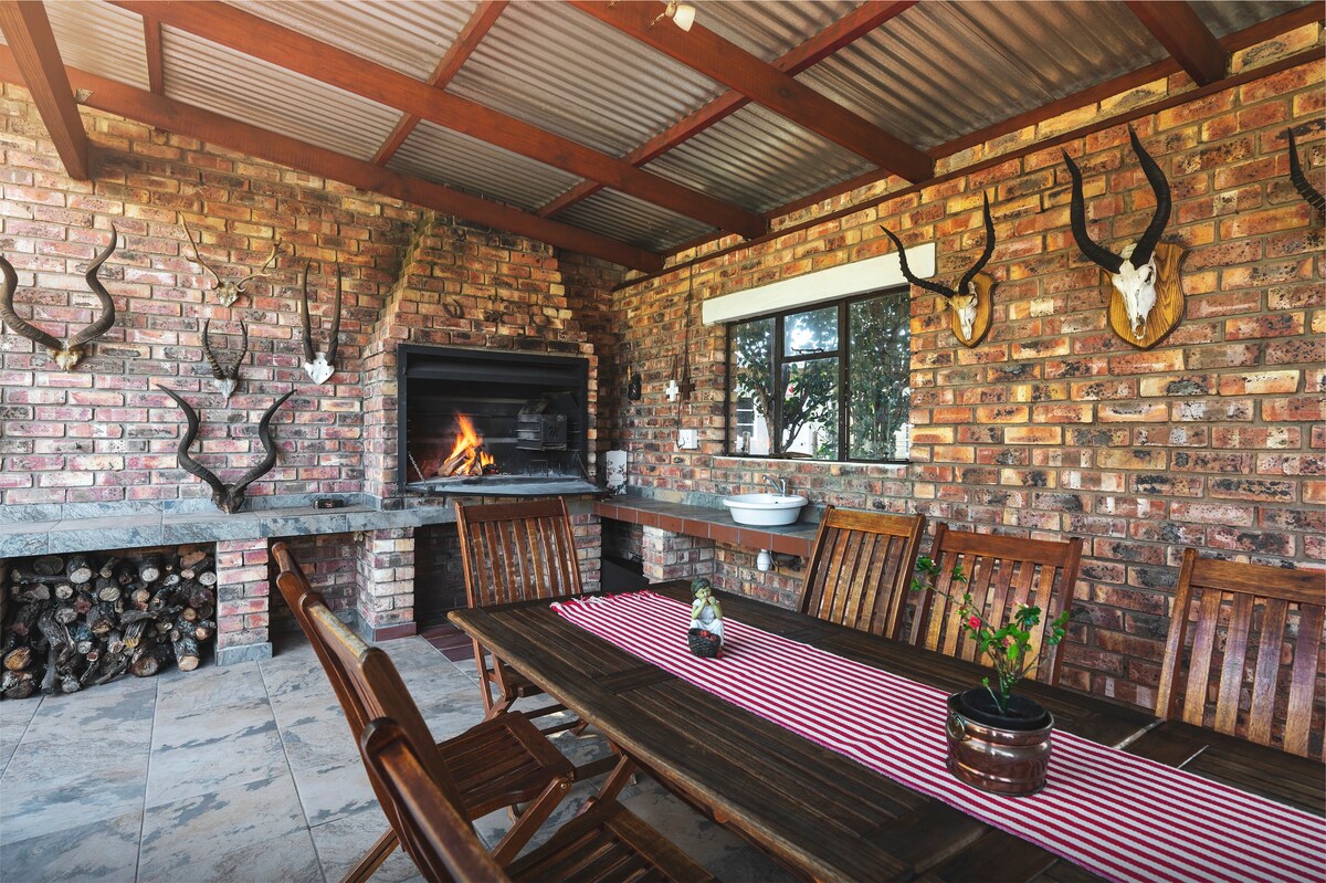 Aloe Temba Safari Lodge Twin Room 4
