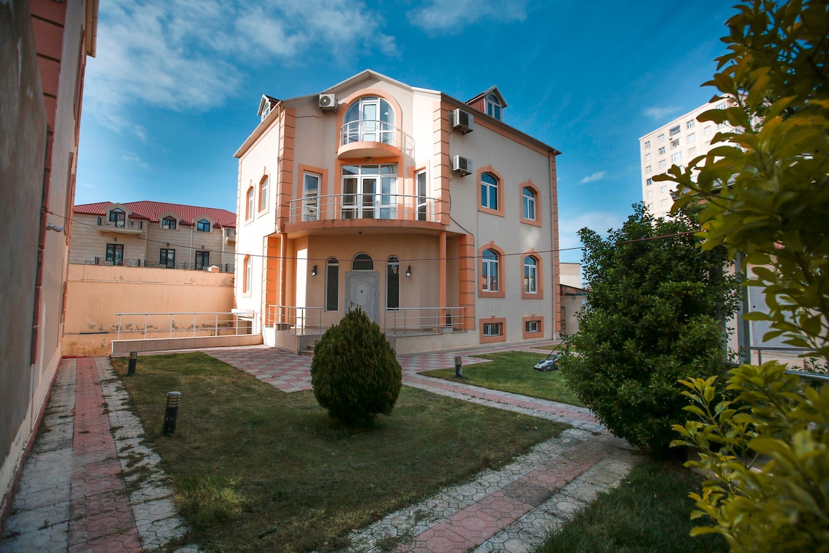 巴达尔巴库（ Badamdar Baku ）别墅