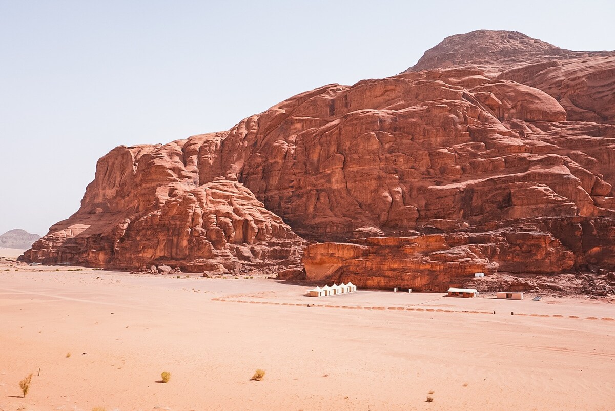 Wadi Rum Tent with 1 Twin Bed l Breakfast included