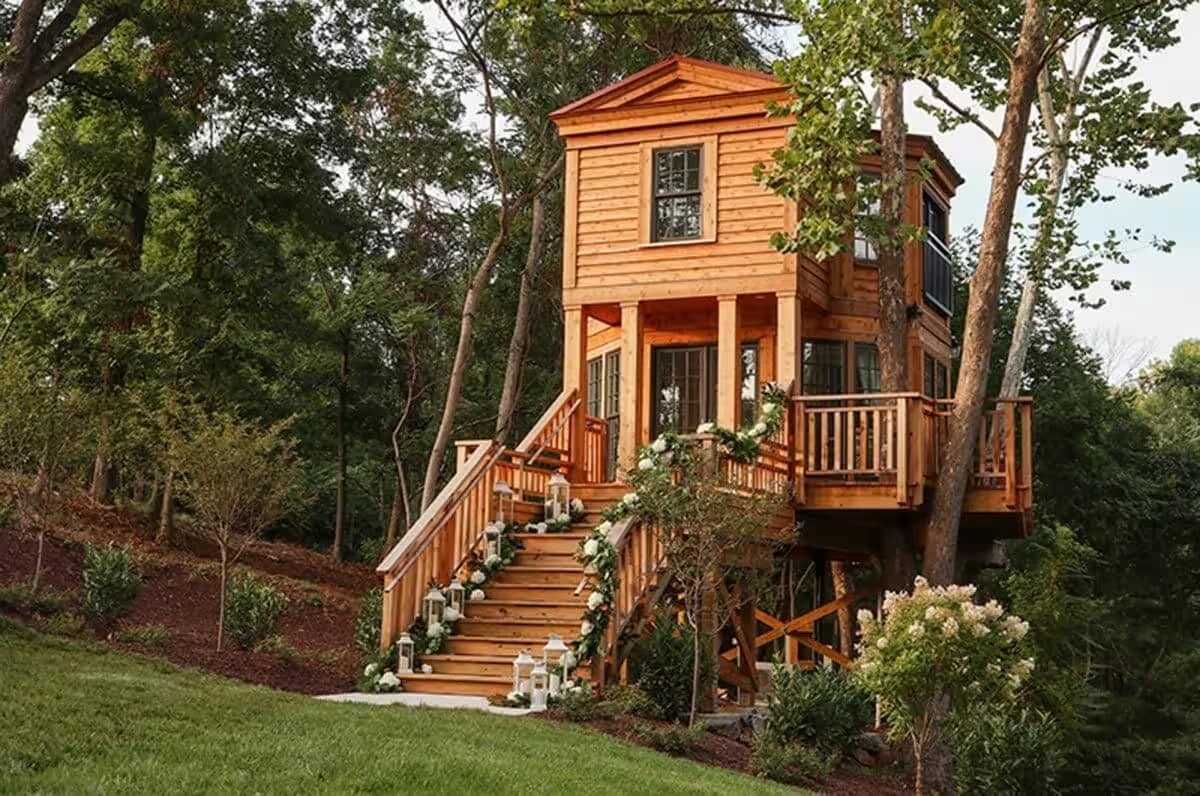 Bella Rose Treehouse