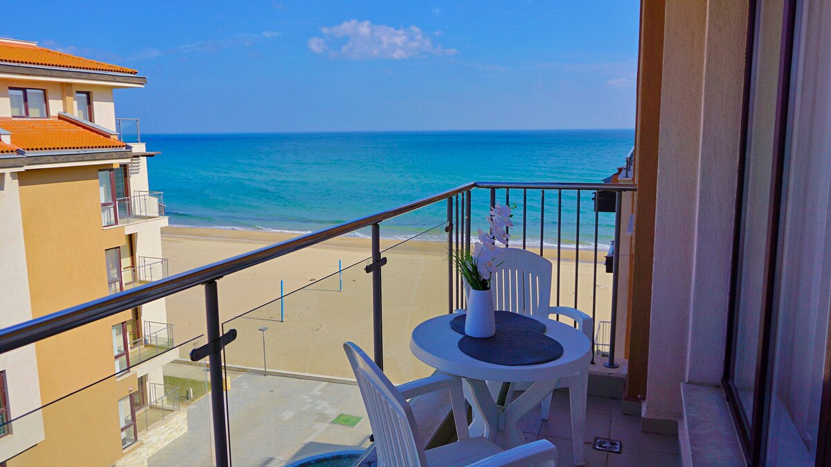 Едноспален ваканционен апартамент на плажа в Обзор