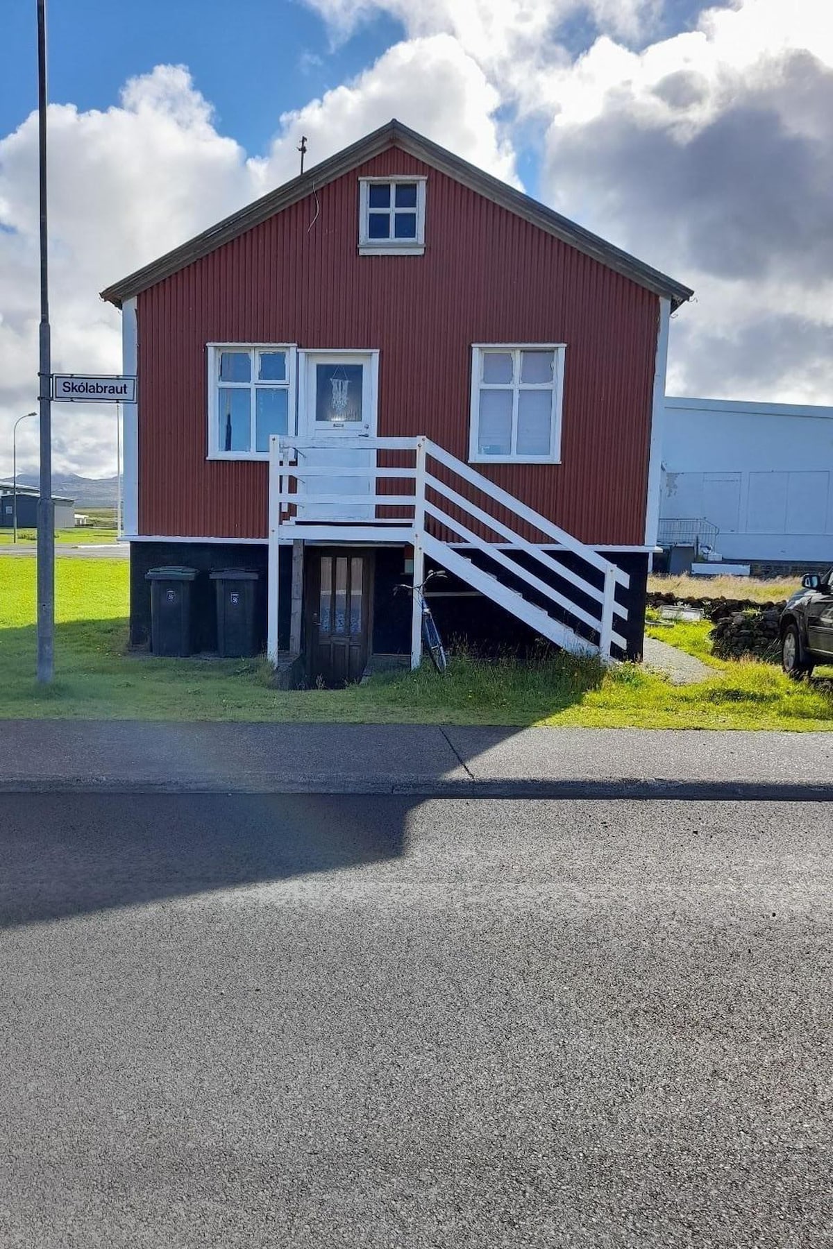 Seaside Retreat, Glacier View