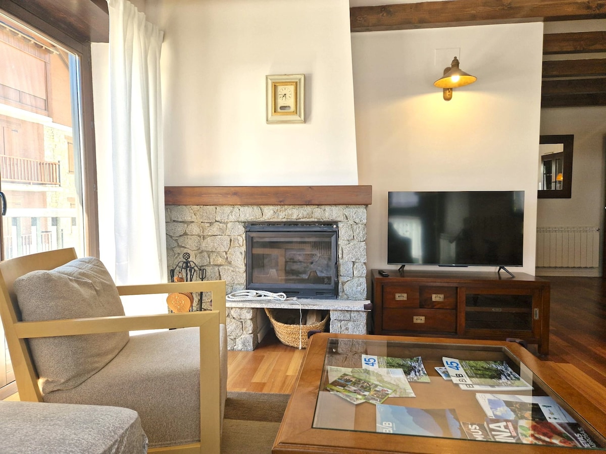 RURAL D'ÀNEU | Apartament lluminós amb vistes