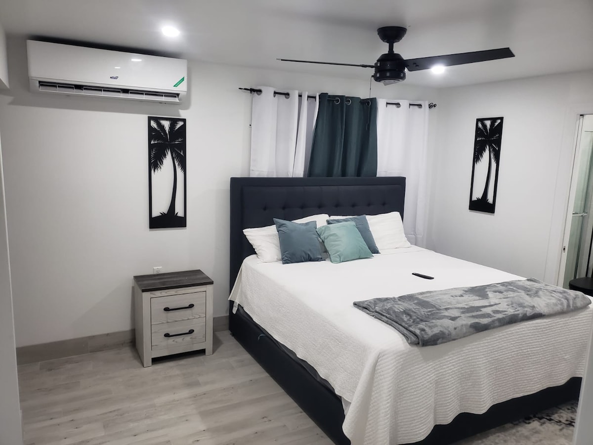 JayA Suite: Apartment in Old Harbour