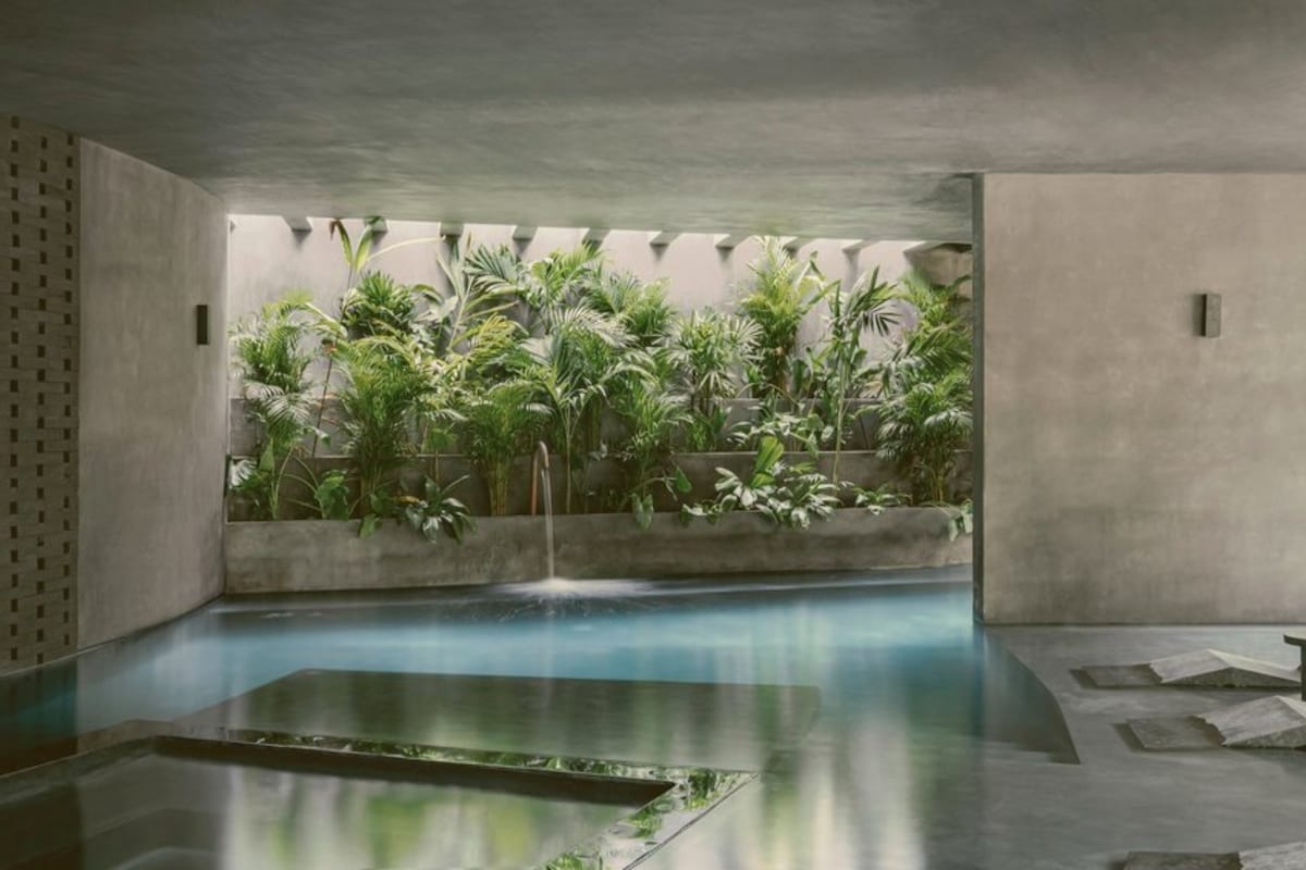 Barneys NY Residences | 2 pools + Spa access