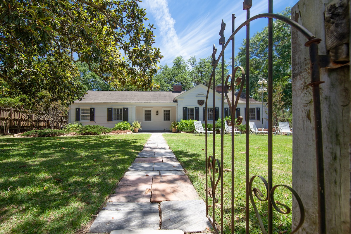 Sweetheart Cottage