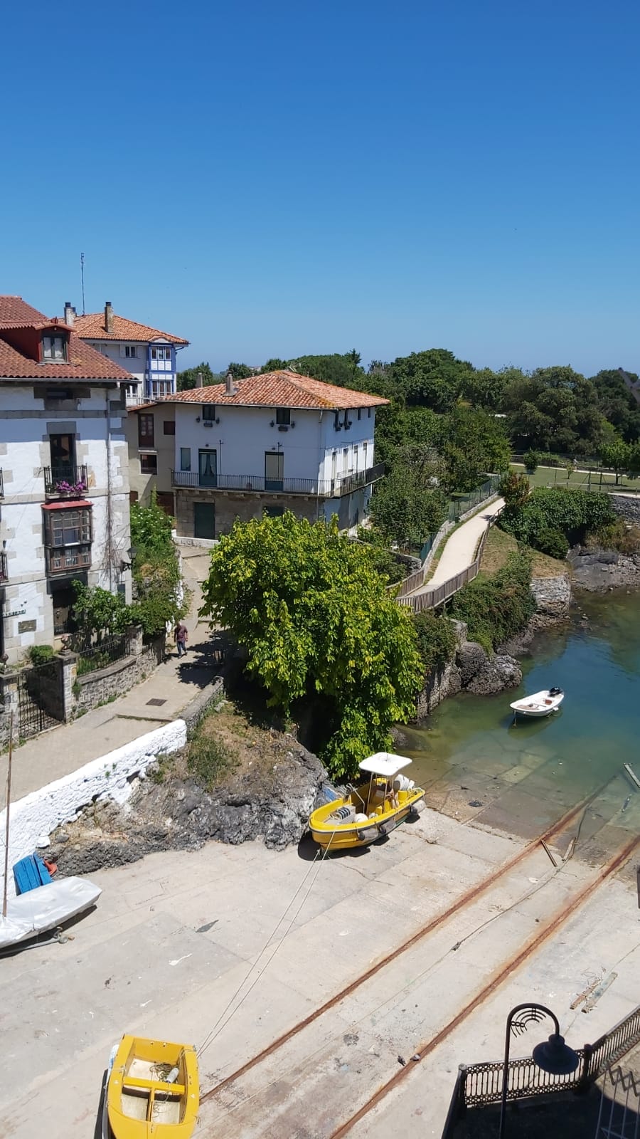 蒙达卡港（ Port of Mundaka ）的美景