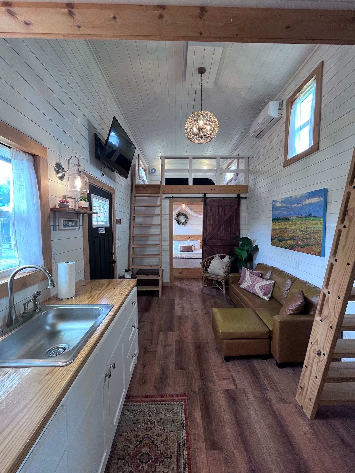 Tiny Home 04: The Boho