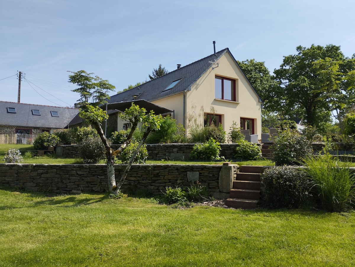 Gîte Ty Nevez à la campagne - Piscine montée-Sauna