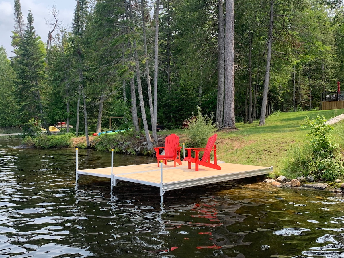 Calabogie/Black Donald Waterfront Cottage