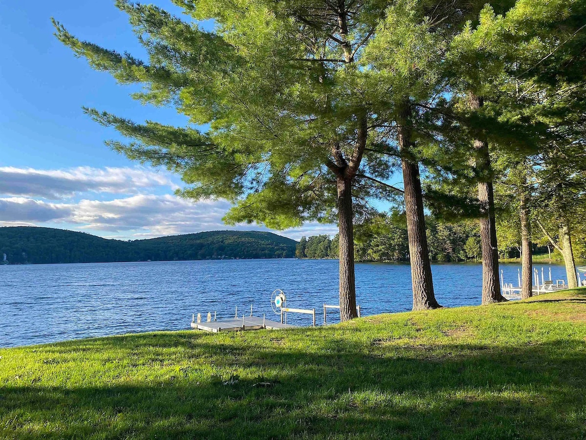 湖畔日落美景
