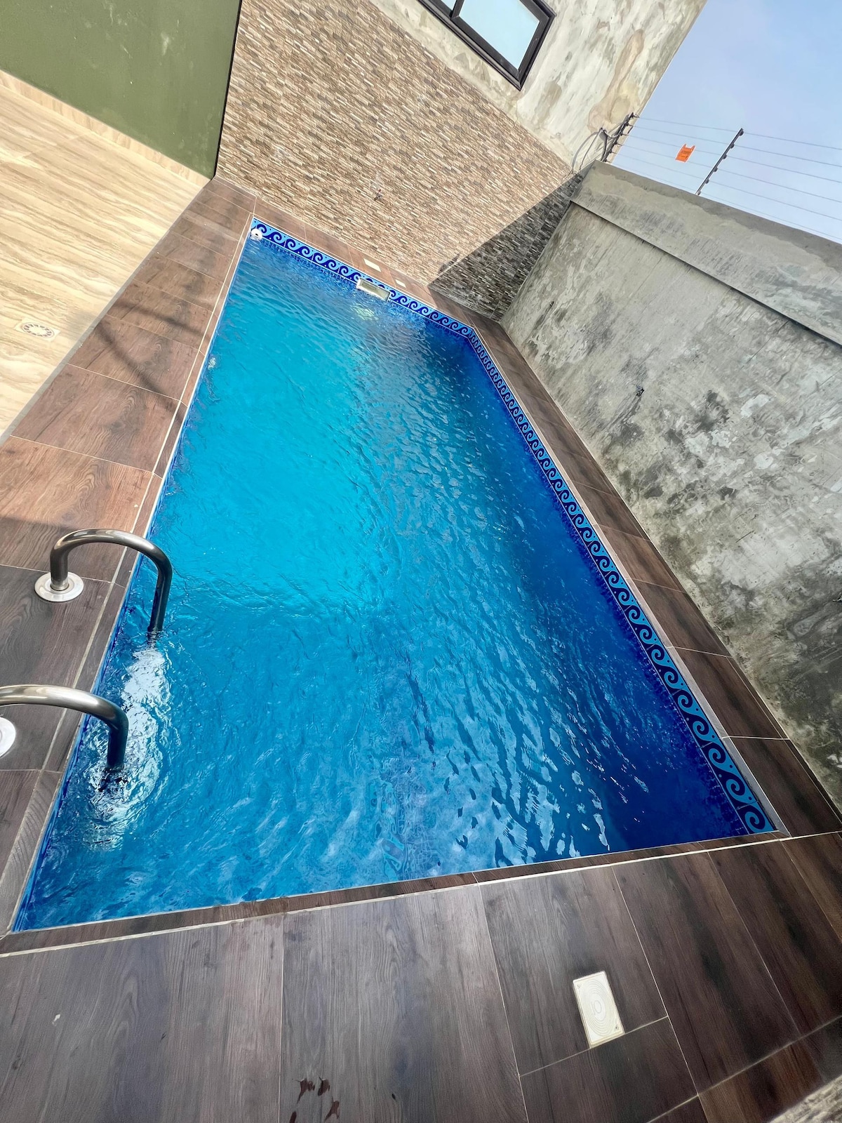 Villa duplex de 7 pièces/piscine