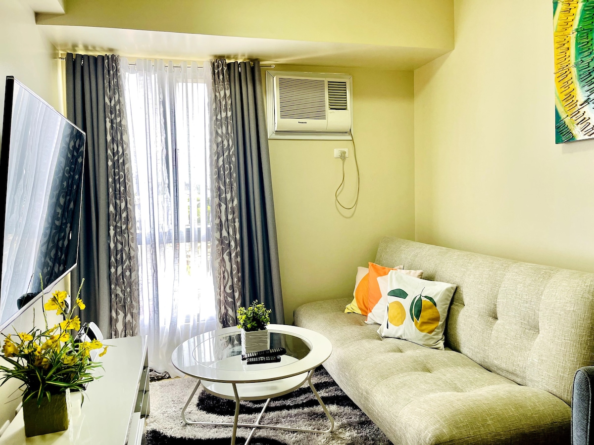 Cozy 1-Bedroom at Centrio Towers beside Ayala Mall