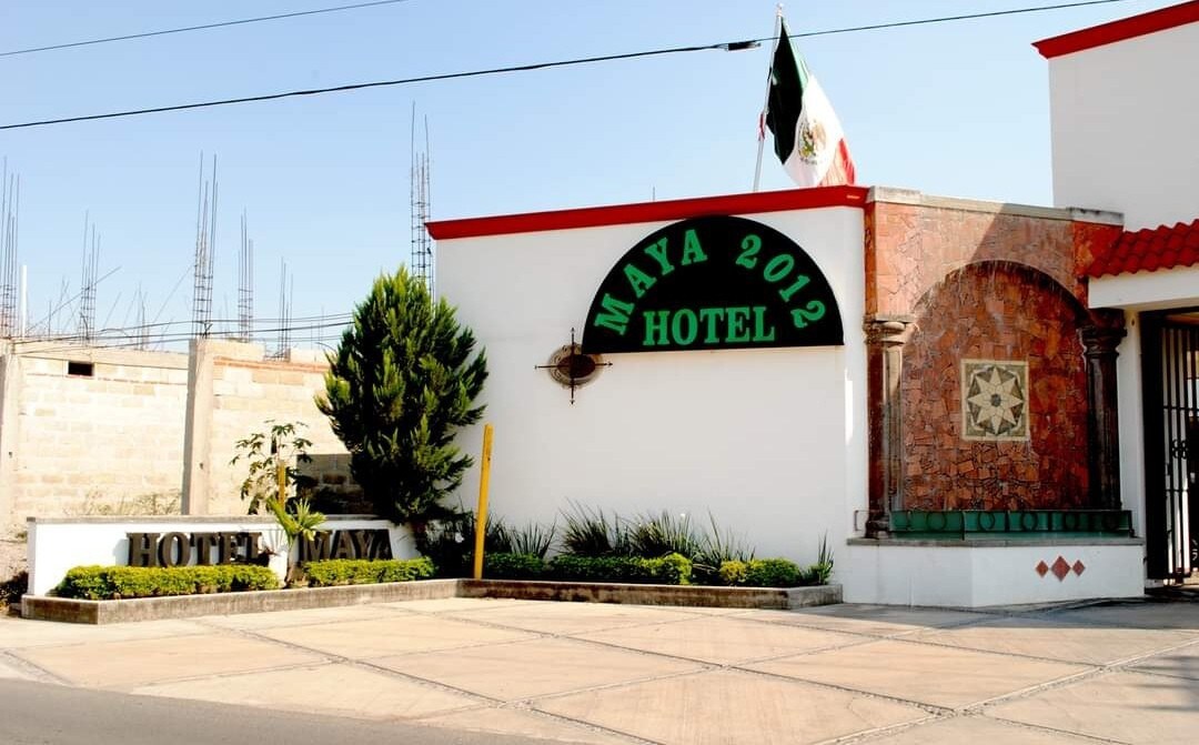 Hotel Maya 2012