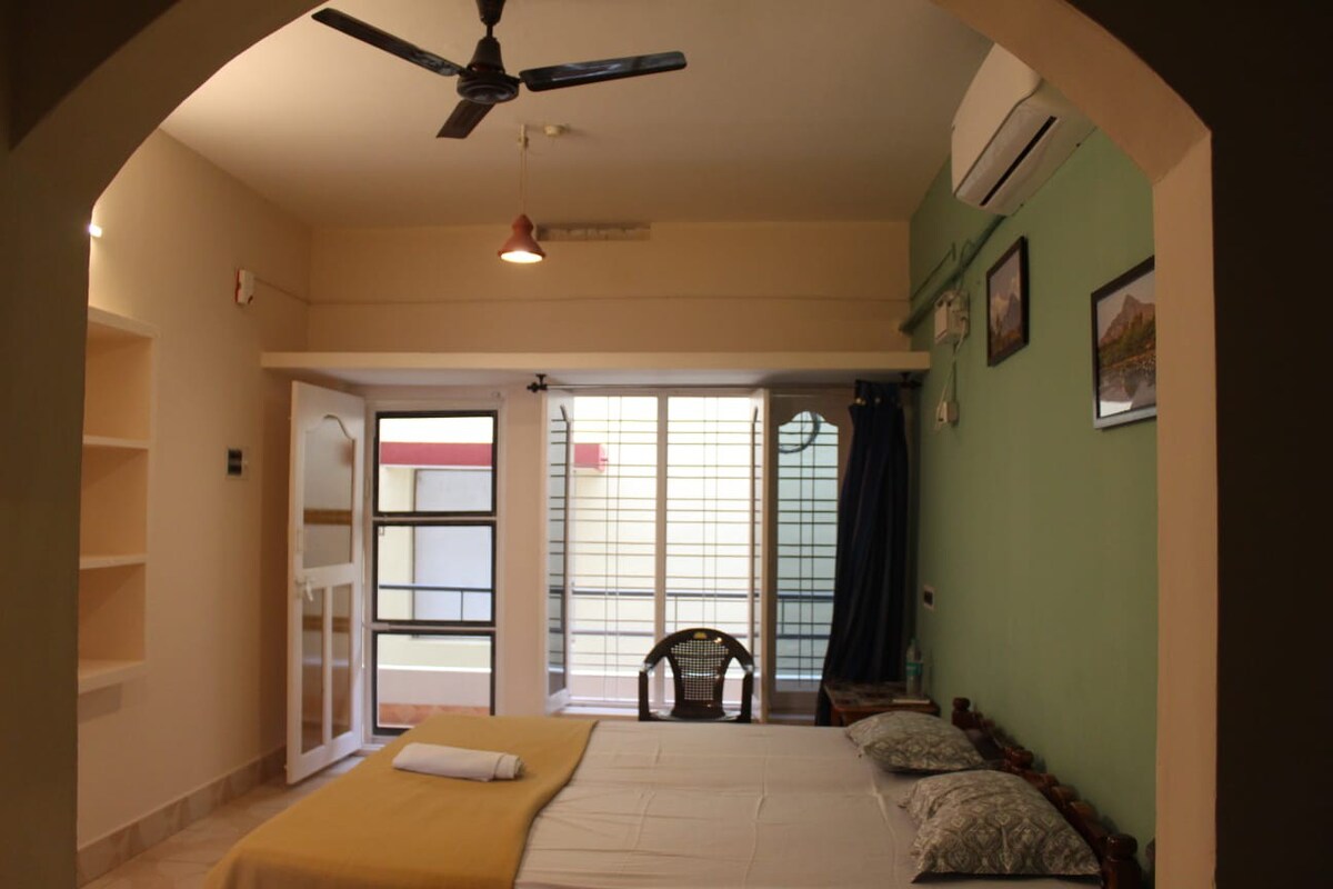 Deluxe room with AC