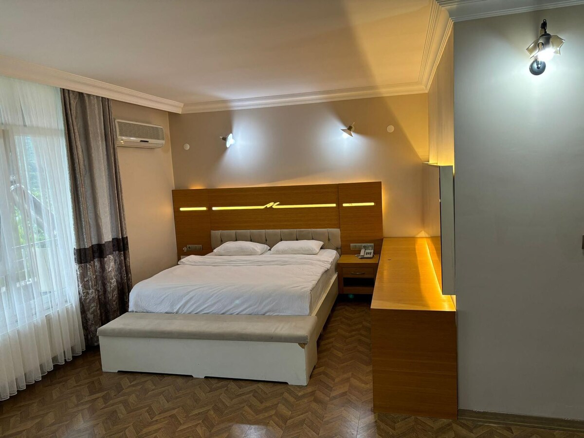 ayvacık otelde standart oda