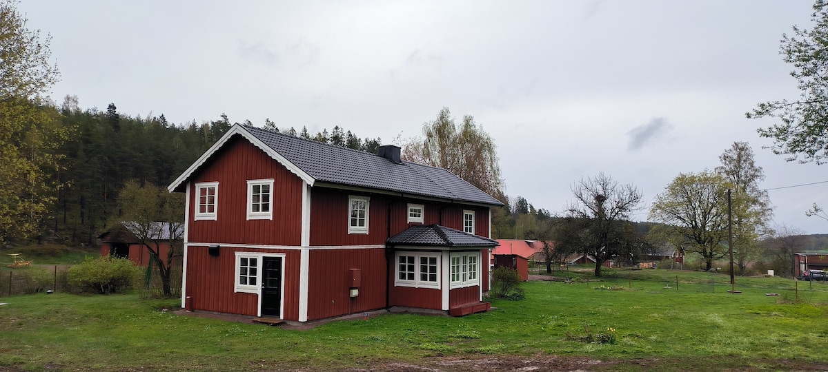 Stort mysigt hus i Östergötland