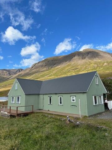 Mjóifjörður的民宿
