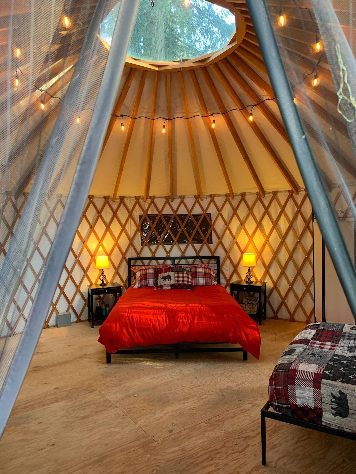 20' Yurt Getaway