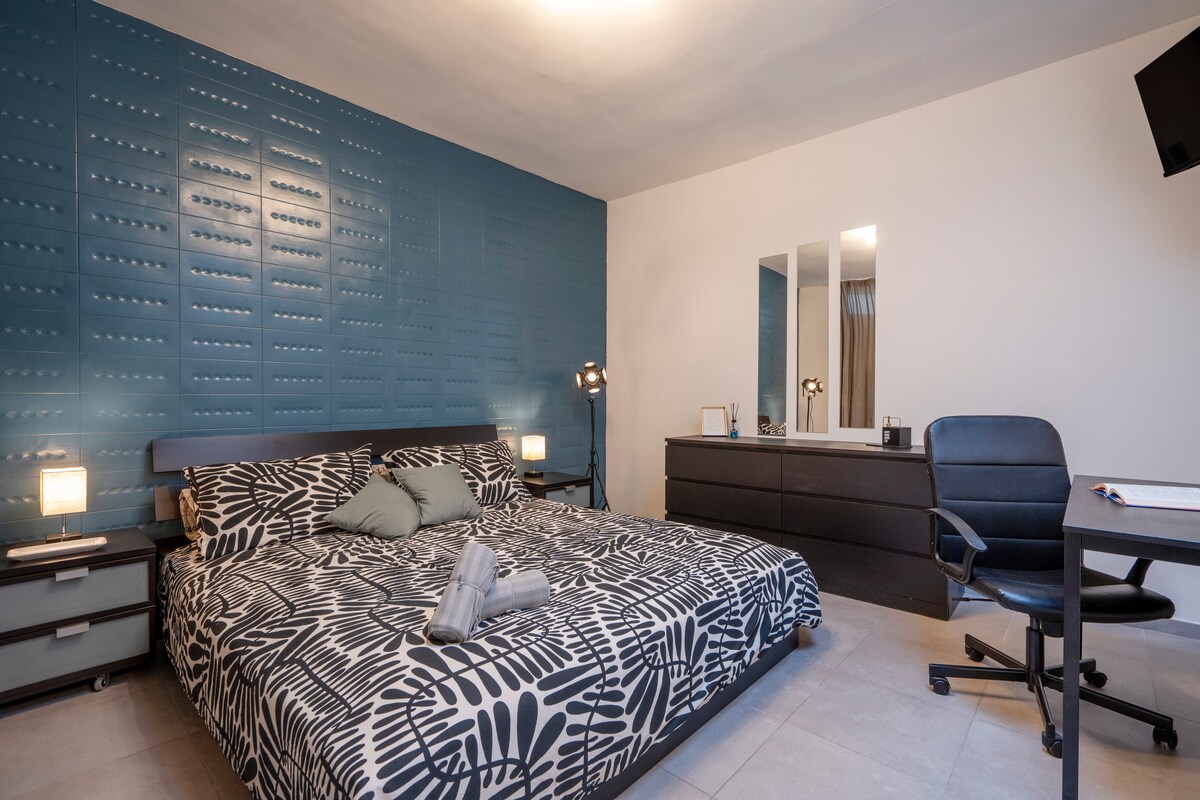 WelcHome Apartment in the heart of Bari!