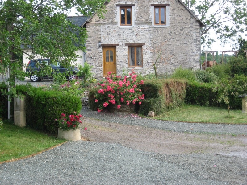 Petit gîte au rez-de-chaussée, une petite ferme