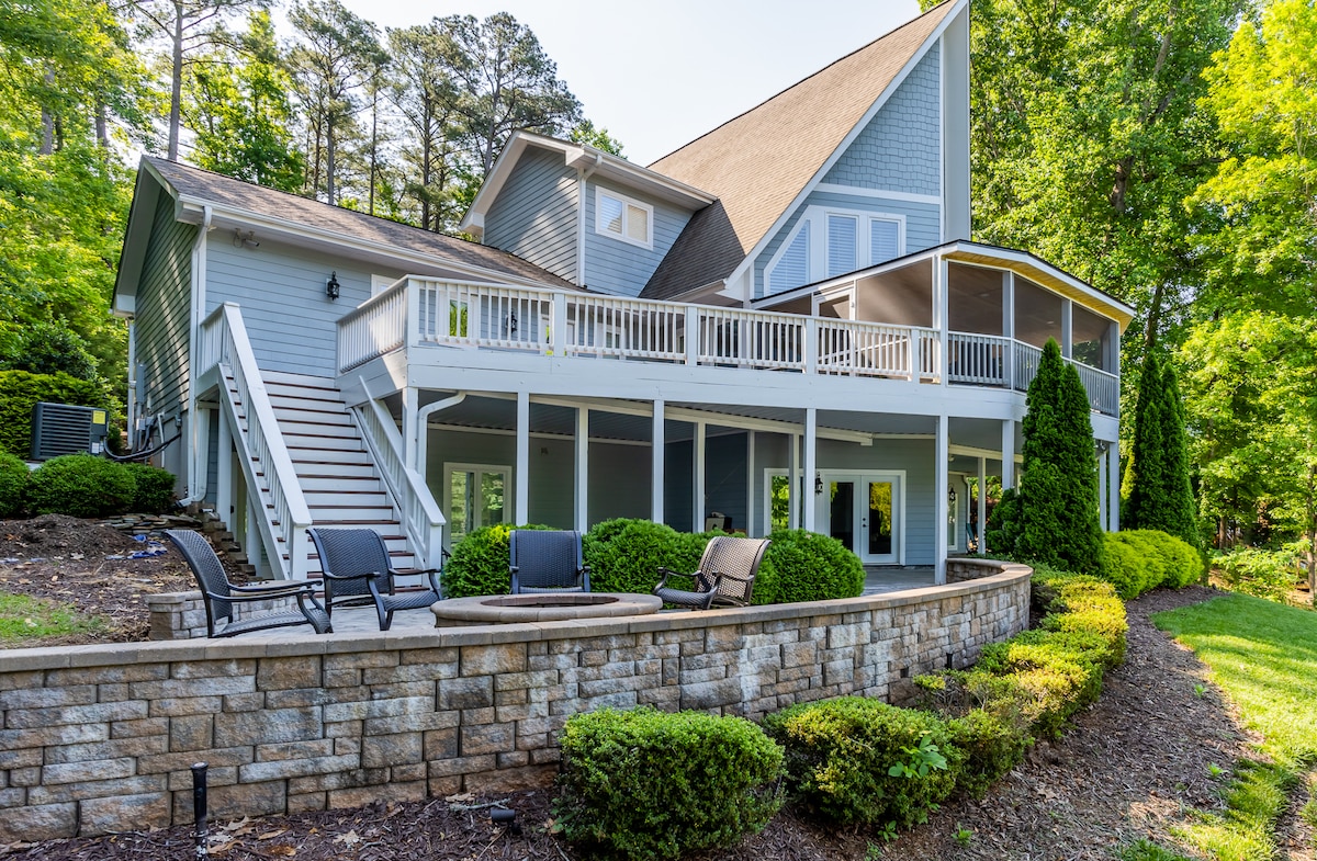 Beautiful Family Lake Home