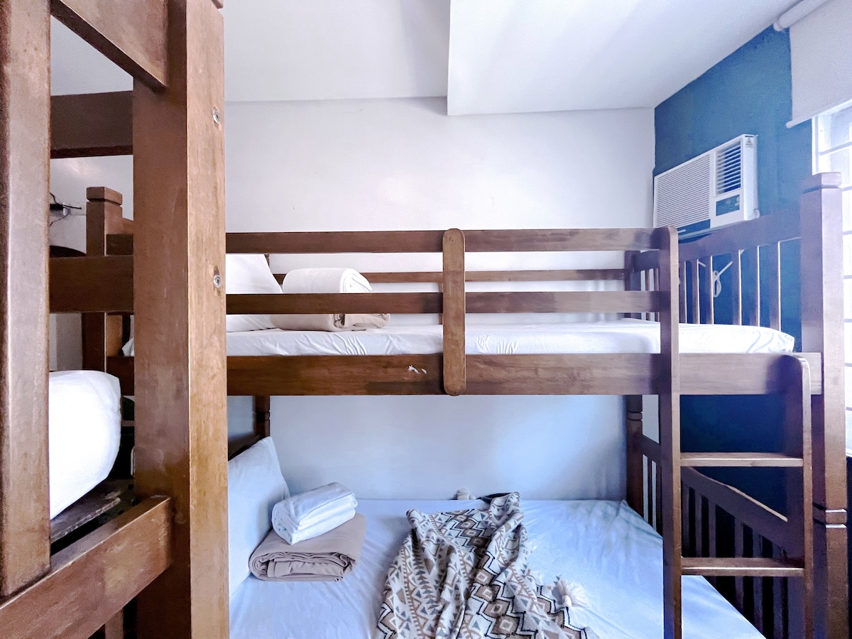 City Bunk Stay: Group Comfort
