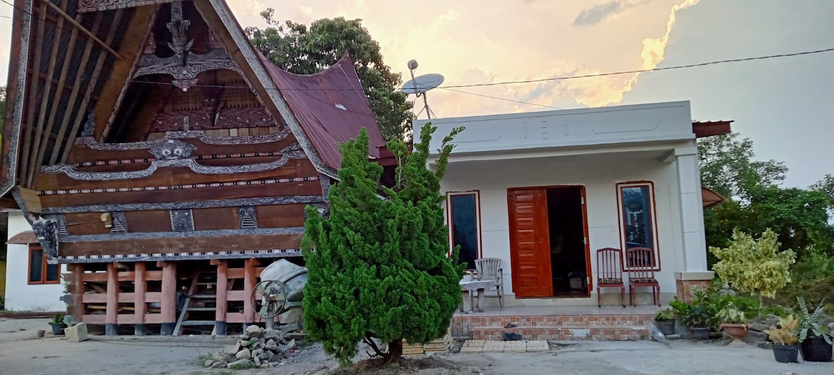 Buhit Guest House Samosir