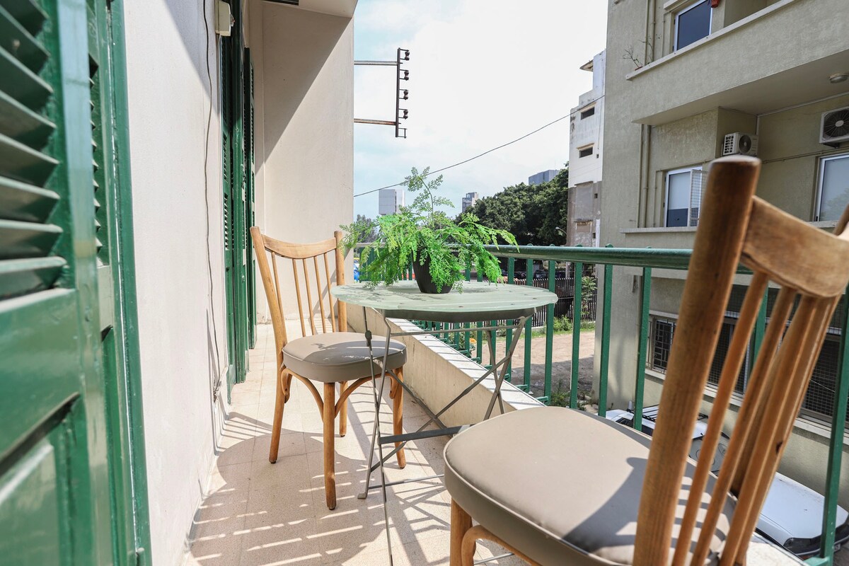 1st floor flat in Mar Mikhael