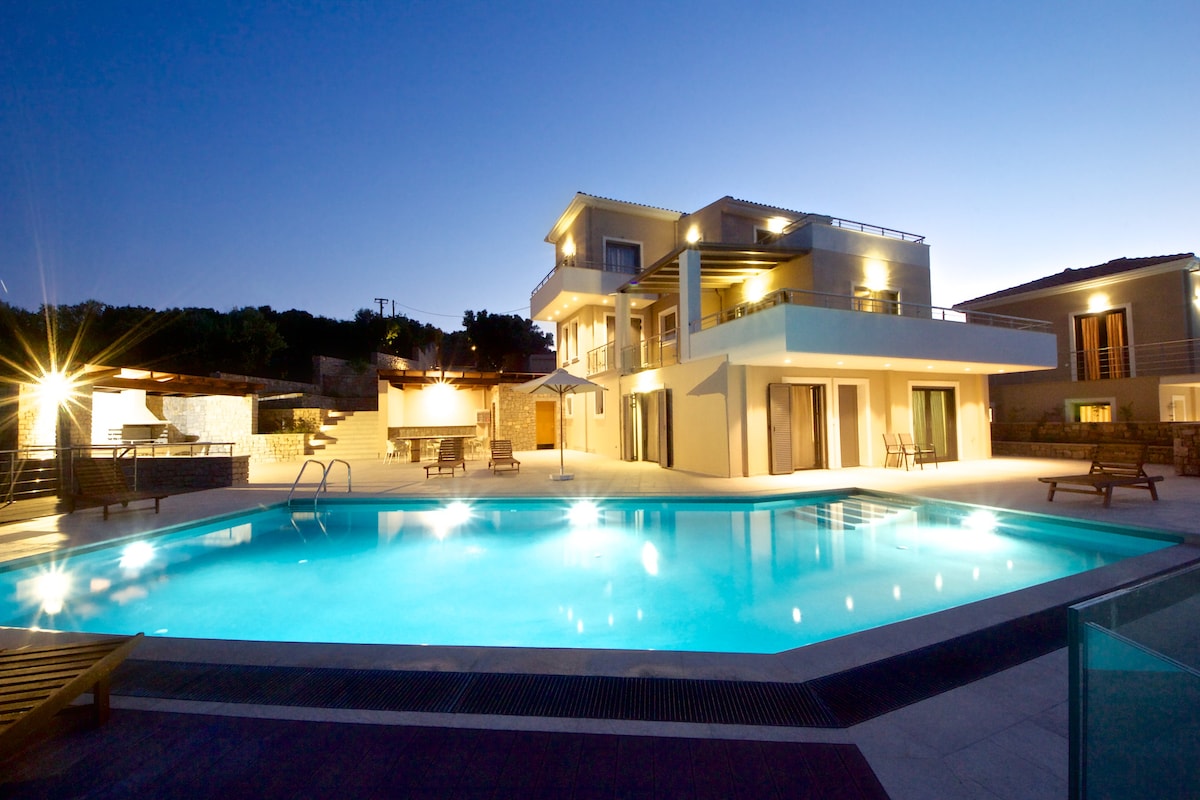 Luxury Retreat: Alivia Lefkada's  Villa Melia