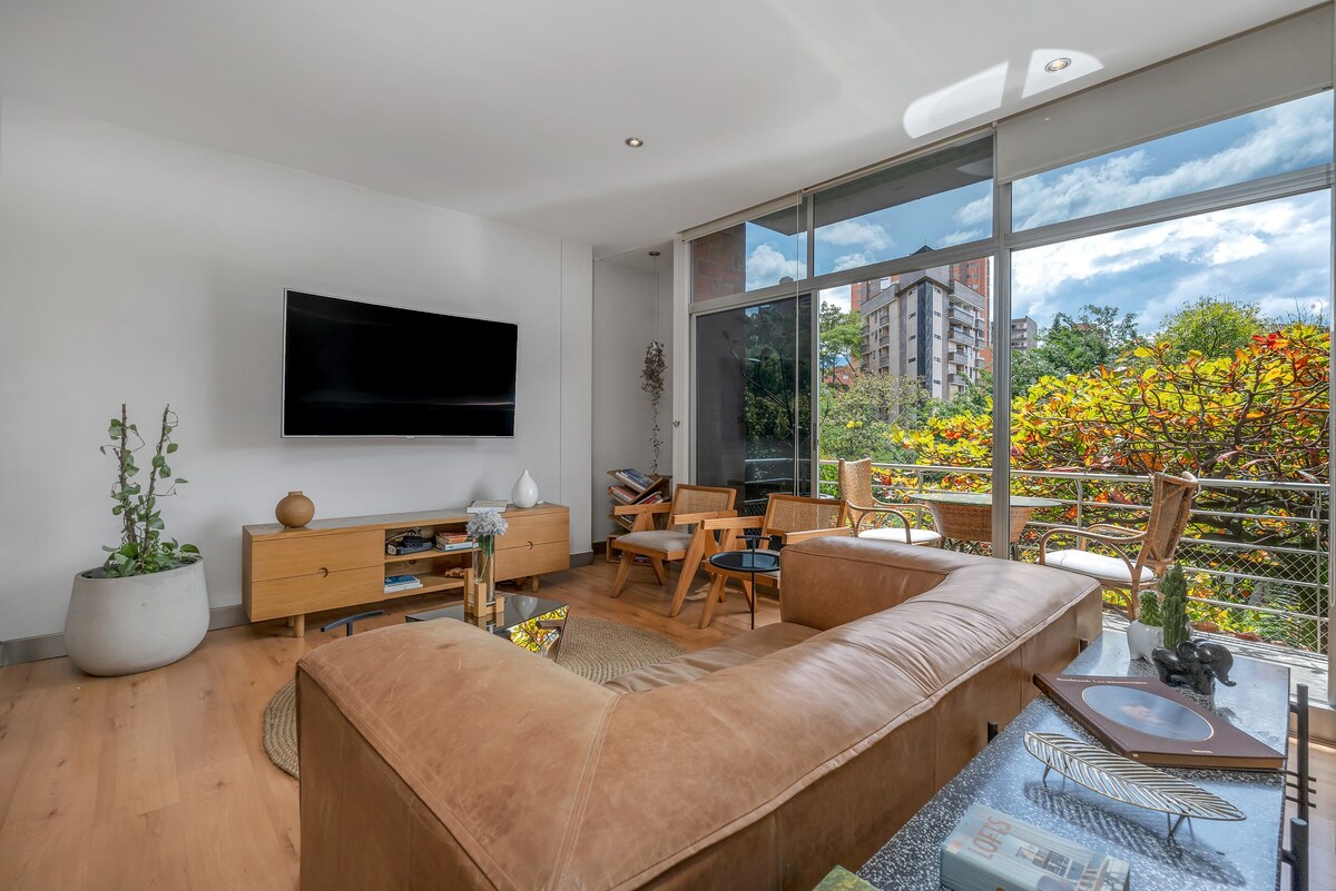 Amazing 1BR Duplex in Poblado W Wifi/balcony/BBQ