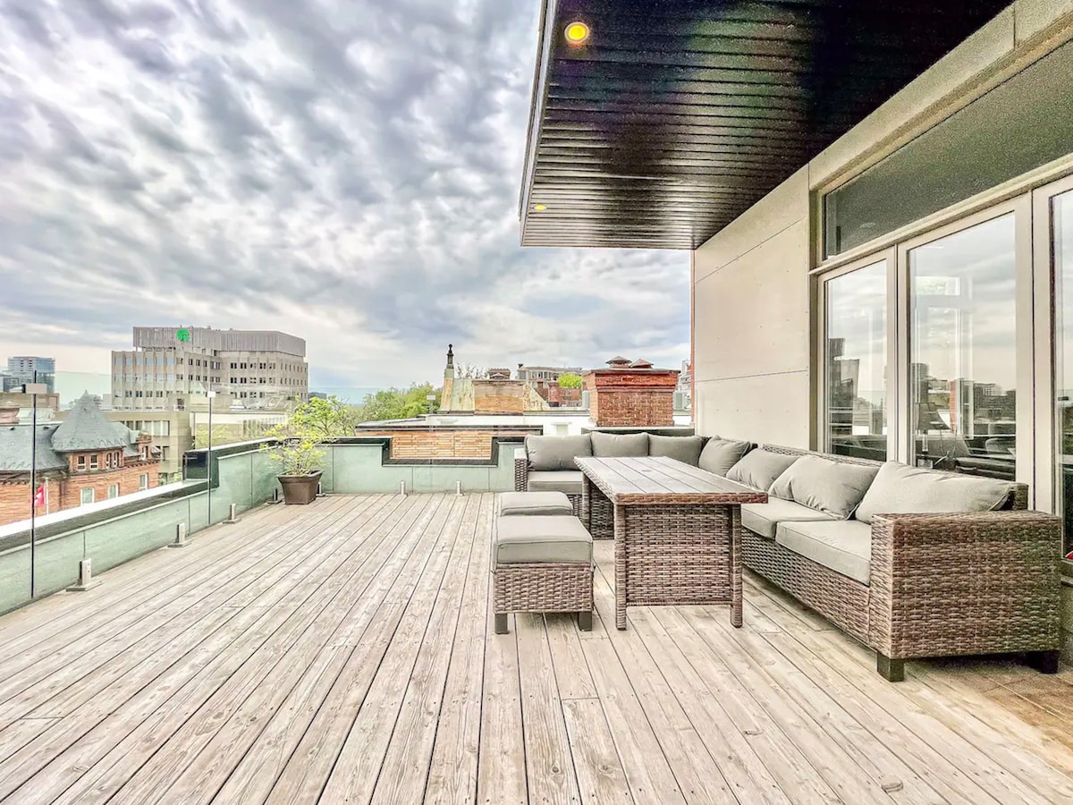 Luxurious Penthouse 4BR- Downtown Montreal