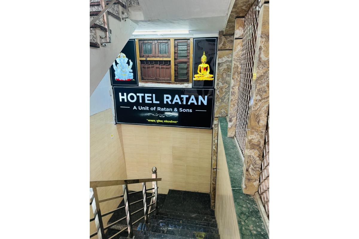 Hotel Ratan/Deluxe Single Room